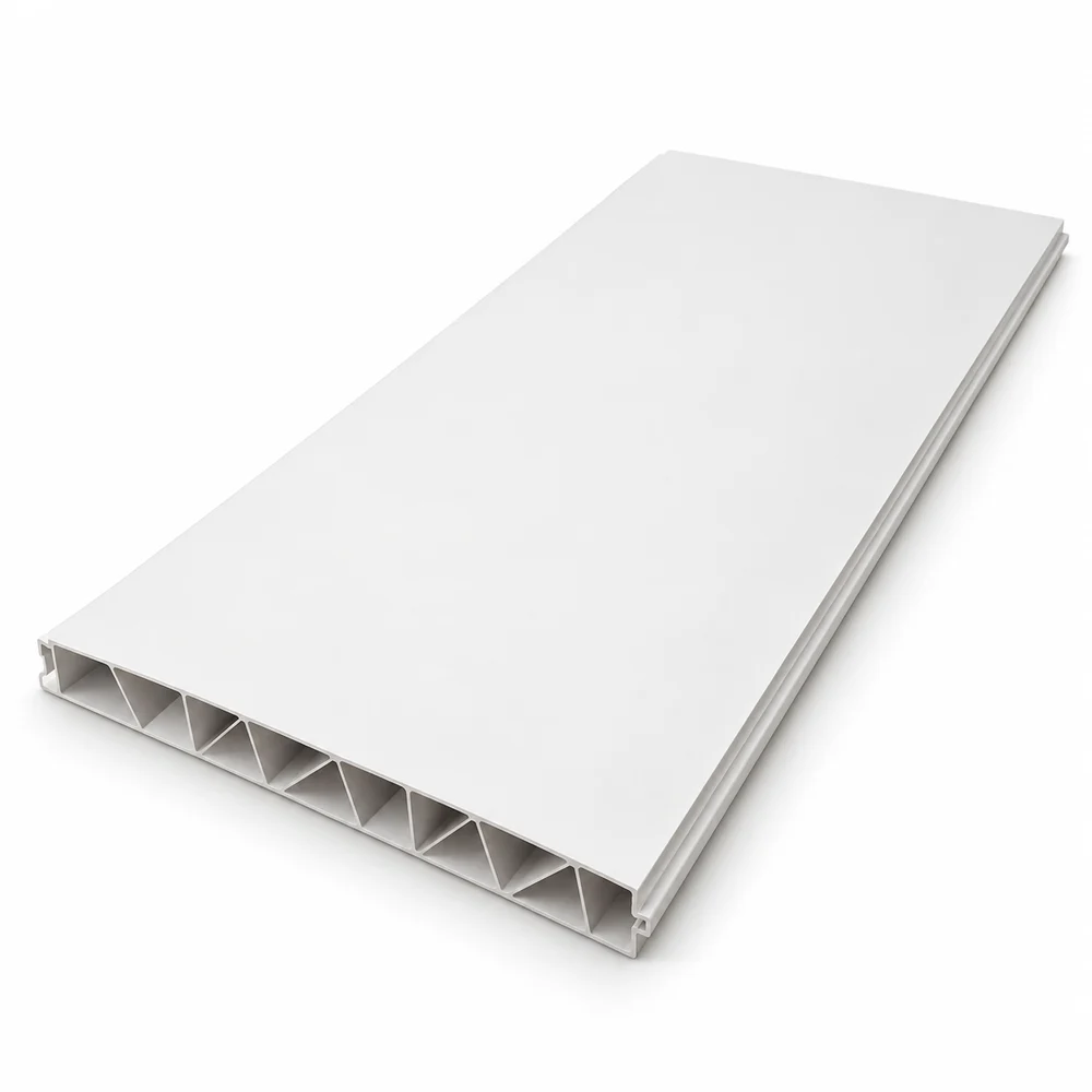 Painel de divisória em PVC branco com as câmaras internas aparentes